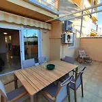 Atila En A 250 M De La Playa Con Terraza, Piscina Y Jacuzzi By Family Homes Apartment